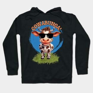 Cute Funny cow with sunglasses saying Cowabunga! Hoodie